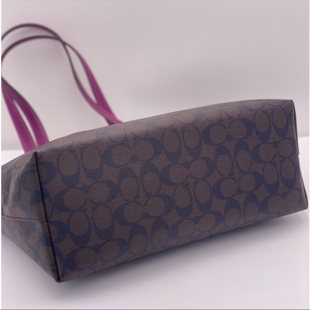 Coach Gallery Tote In Signature Canvas New - Picture 6 of 15